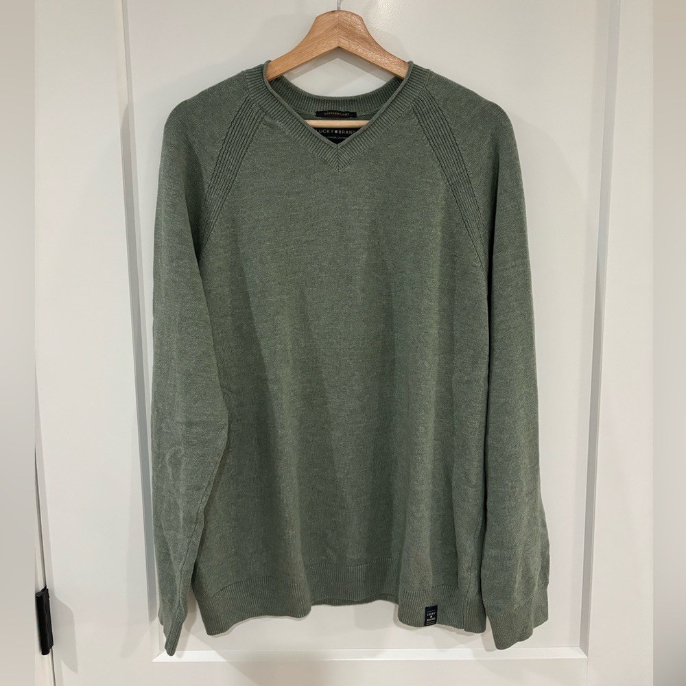 Lucky Brand Green Welterweight V Neck Sweater